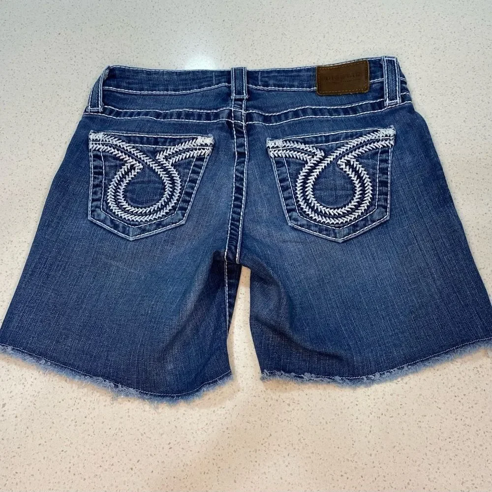 Big Star Stretch Denim Shorts Women’s Size 27 EUC - Picture 4 of 9